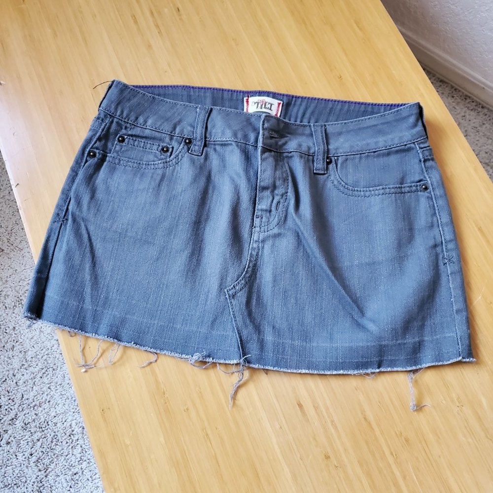 TILT Gray Jean Distressed Raw Hem Mini Skirt Size 3